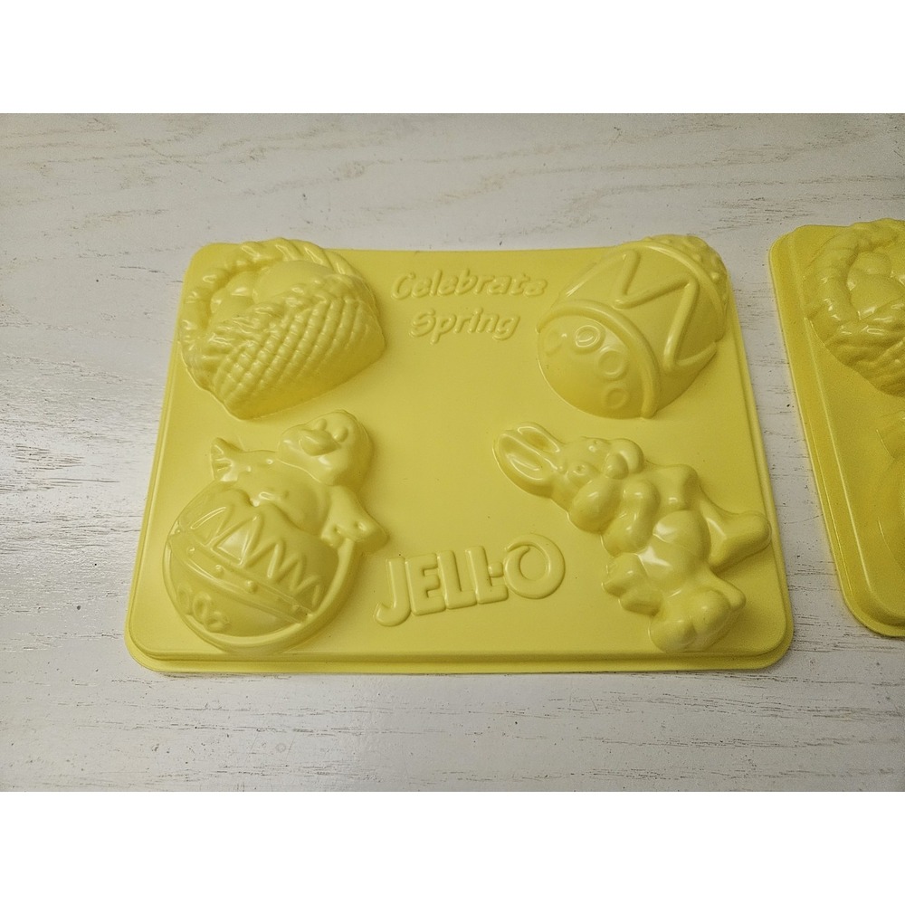 lot 2 Jello Celebrate Spring Shapes Molds Bunny Baby Chick‎ Egg Basket designs